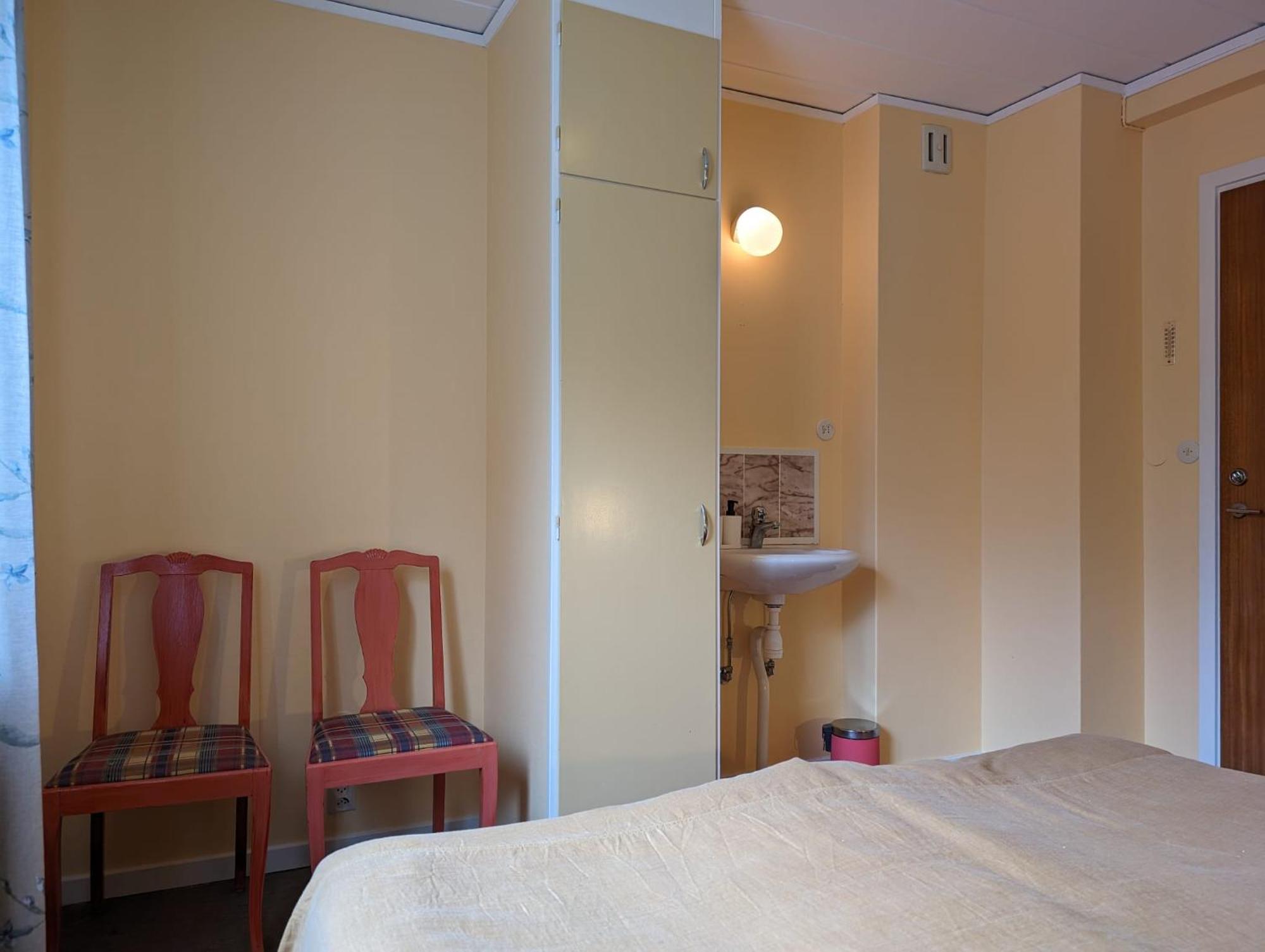 Brukshotellet Oeland - Vandrarhem Degerhamn Exteriér fotografie